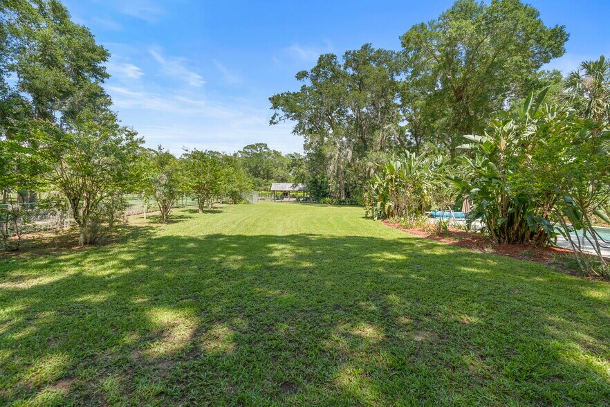 More Photos Of 1056 Reynolds Rd, De Leon Springs Specialty For Sale