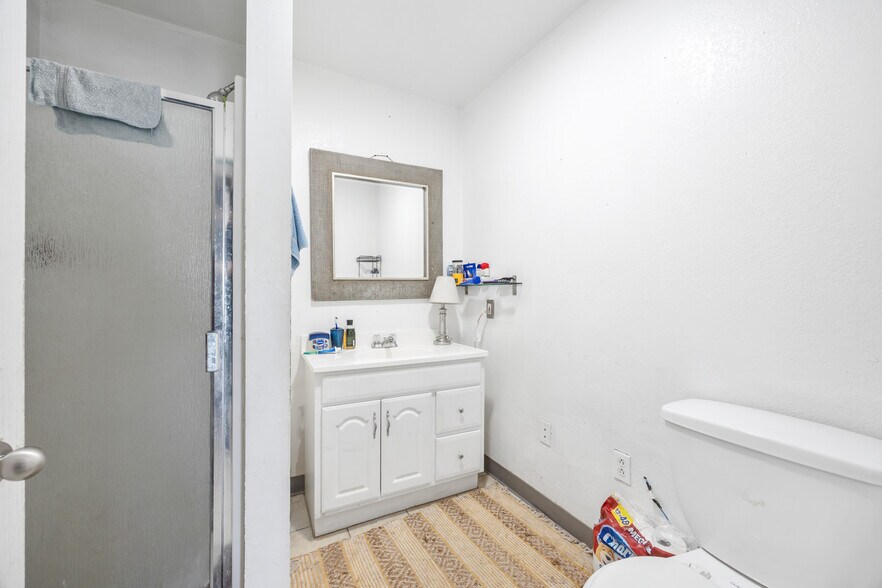 More Photos Of 150 S Monte Vista Ave, San Dimas Loft Creative Space For Sale