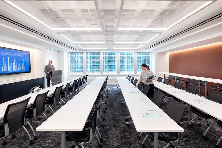 More Photos Of 1120 Avenue of the Americas, New York Office For Sale