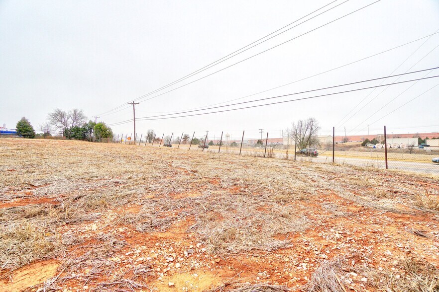 More Photos Of SE/c of SE 36th & Douglas Blvd, Oklahoma City Land For Lease
