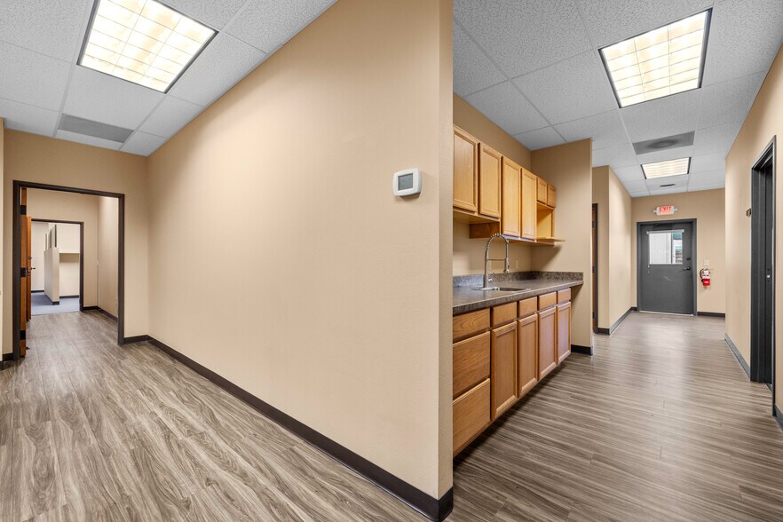More Photos Of 102 Cooperative Way, Kalispell Office For Sale