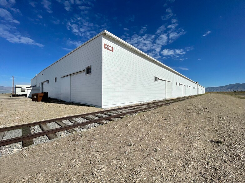 More Photos Of 1398 L Ave, Tooele Warehouse For Sale