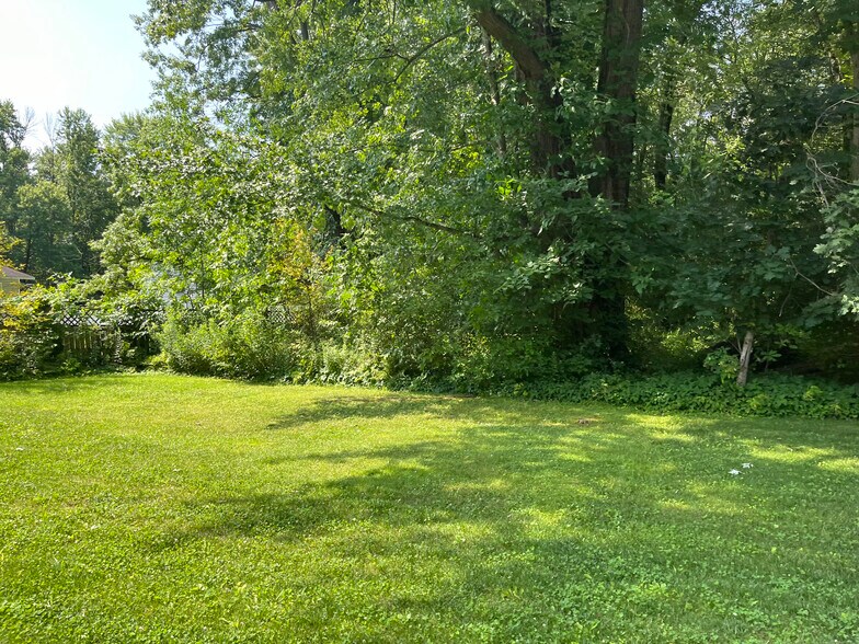 More Photos Of 9595 Horseshoe Island, Clay Land For Sale