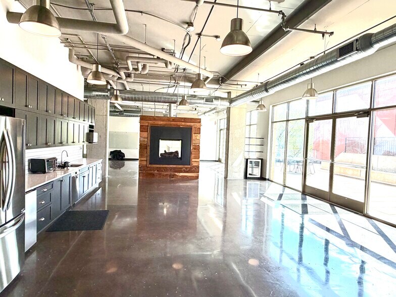 More Photos Of 1004-1028 E Washington Ave, Madison Apartments For Lease
