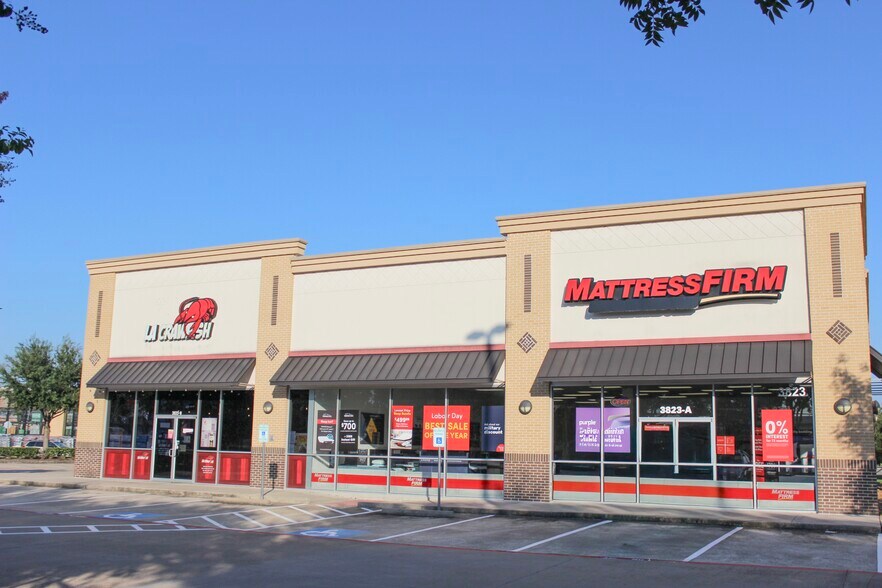 More Photos Of 3823 FM 1092 Rd, Missouri City Storefront For Lease