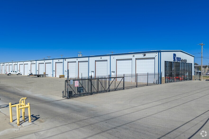 More Photos Of 1110 S FM 1788, Midland Warehouse For Lease