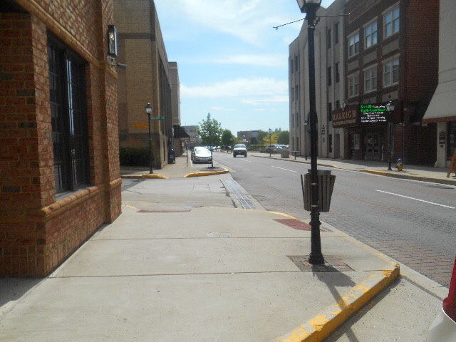 More Photos Of 328 Neville St, Beckley Office For Lease