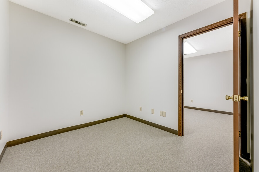 More Photos Of 193 Greenbag Rd, Morgantown Freestanding For Sale