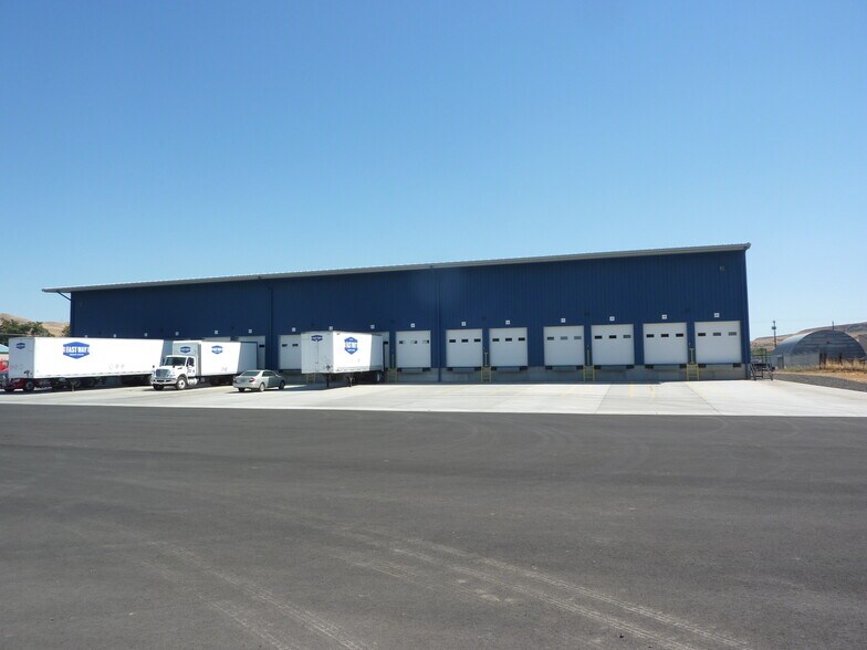 More Photos Of 2630 7th Ave N, Lewiston Industrial For Lease