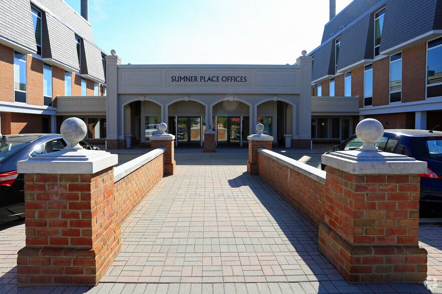 More Photos Of 4701 Sangamore Rd, Bethesda Office For Lease