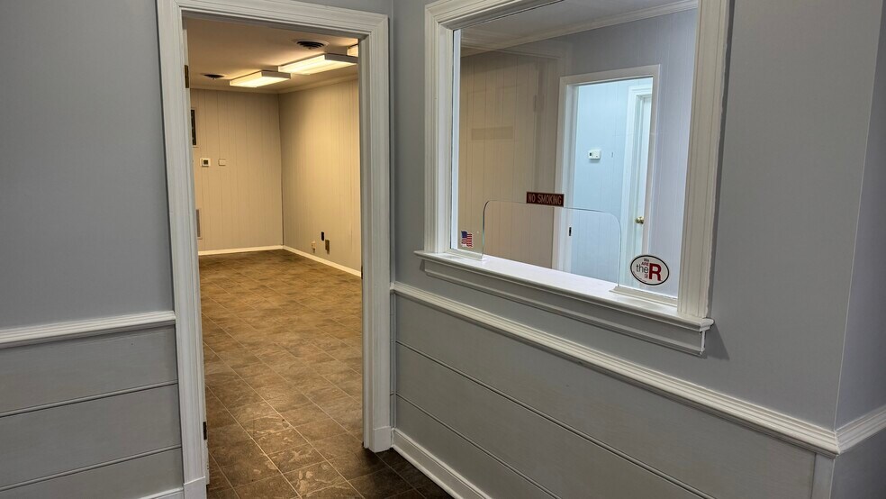 More Photos Of 200 E Nine Mile Rd, Highland Springs Medical For Sale