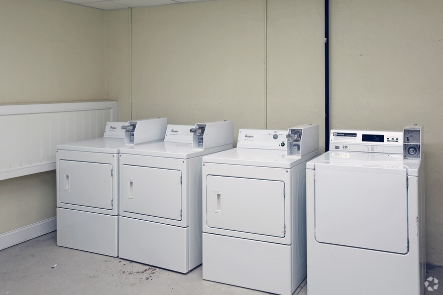More Photos Of 400 Elmwood Ave, Buffalo Apartments For Sale