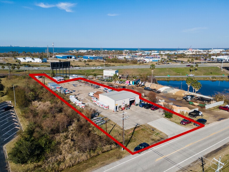 More Photos Of 8428 Teichman Rd, Galveston Showroom For Sale