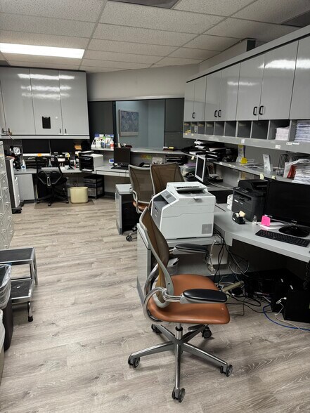 More Photos Of 9001 Wilshire Blvd, Beverly Hills Coworking Space