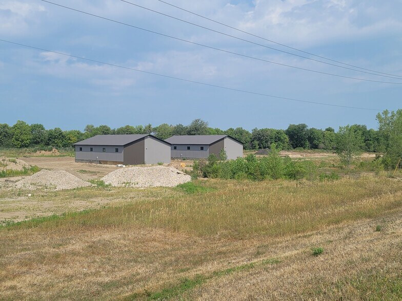 More Photos Of 600 Industrial St, Saint Peter Industrial For Lease