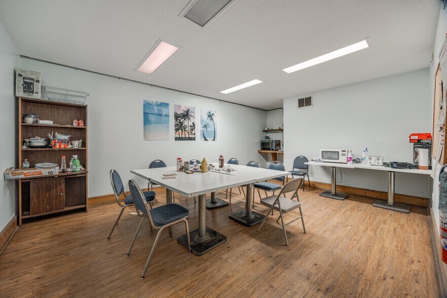 More Photos Of 3380 Smith Farm Rd, Matthews Warehouse For Sale