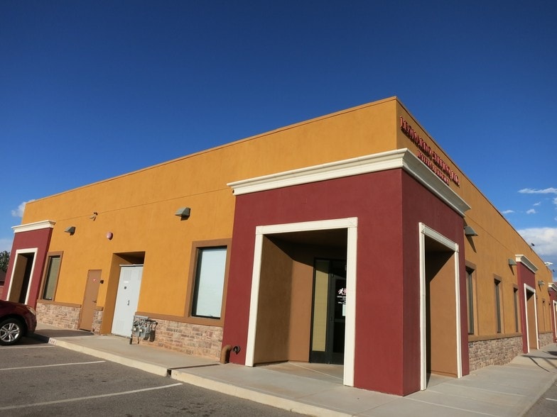 Primary Photo Of 1590 Paseo San Luis, Sierra Vista Medical For Lease