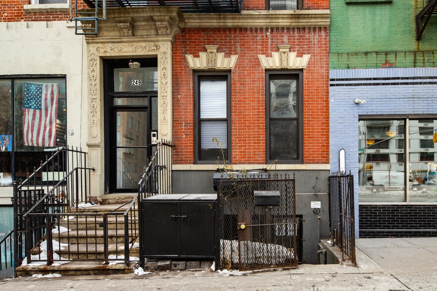 Primary Photo Of 249 E Houston St, New York Apartments For Lease