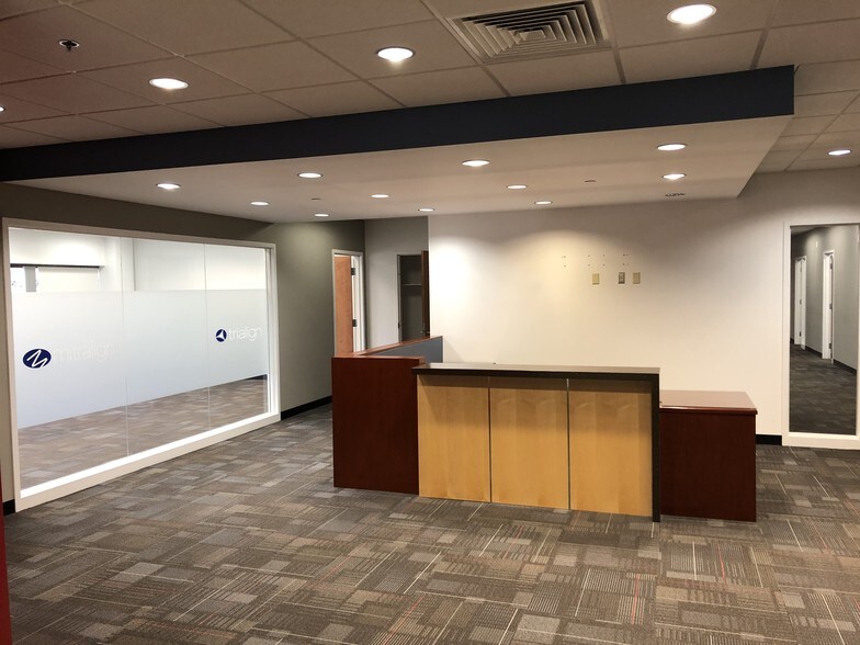 More Photos Of 1 Highwood Dr, Tewksbury Unknown For Lease