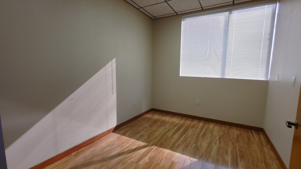 More Photos Of 7171 N University Dr, Tamarac Medical For Lease