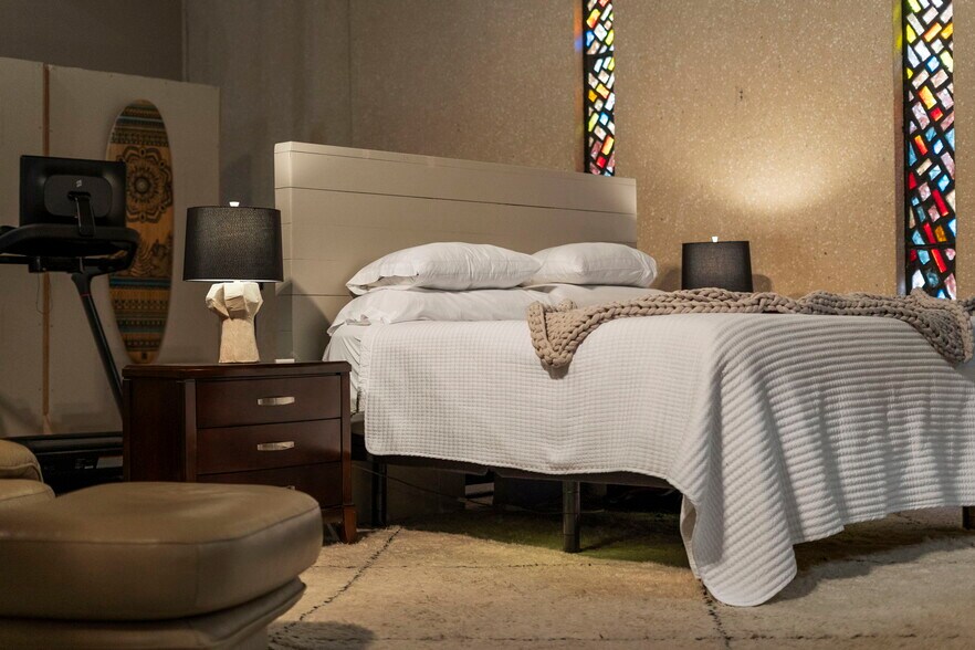 More Photos Of 4720 Avenue O 1/2, Galveston Showroom For Sale