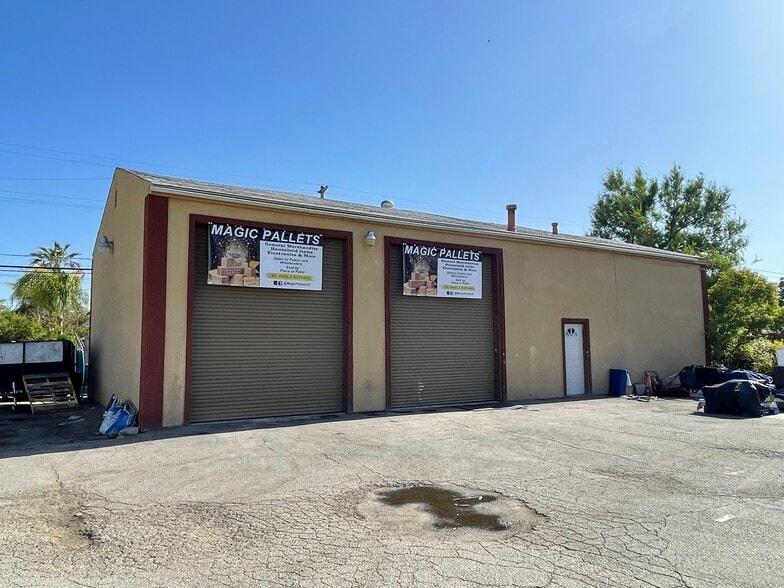 More Photos Of 919-923 Ming St, Bakersfield Warehouse For Sale
