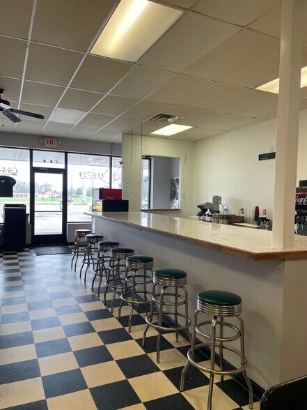 More Photos Of 2245 W Columbia Ave, Battle Creek Unknown For Lease
