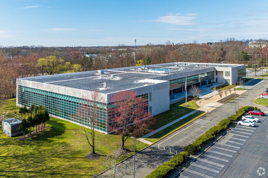 More Photos Of 5 Paragon Dr, Montvale Office For Lease
