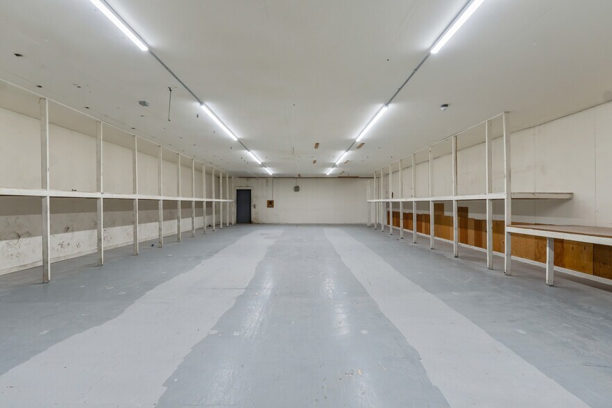 More Photos Of 703 N 7th St, Chewelah Manufacturing For Lease