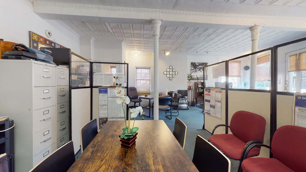 More Photos Of 934 State St, New Haven Apartments For Lease