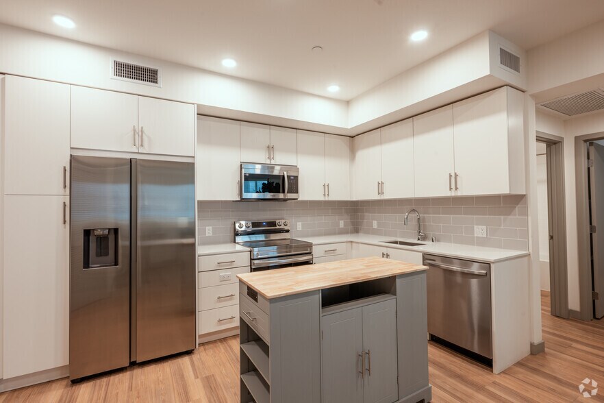 More Photos Of 14817 Foothill Blvd, Fontana Apartments For Lease