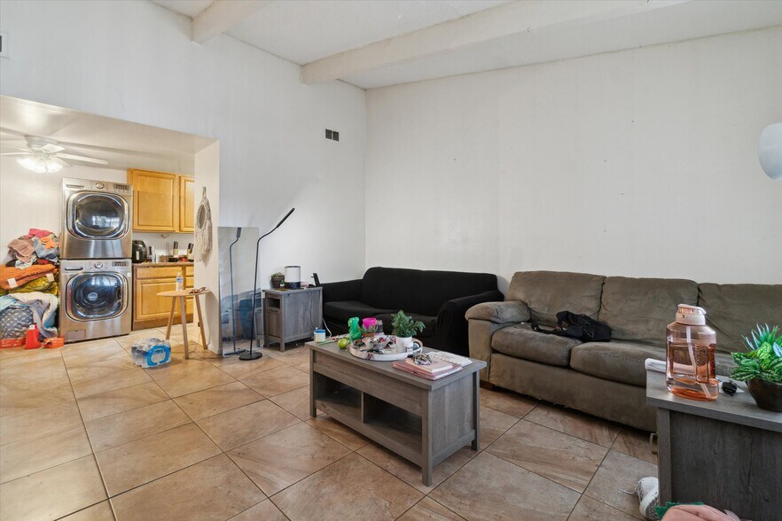 More Photos Of 4248 N 76th St, Milwaukee Storefront Retail Residential For Sale