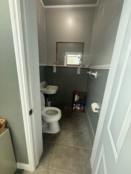 More Photos Of 501 9th Ave, San Mateo Service For Lease