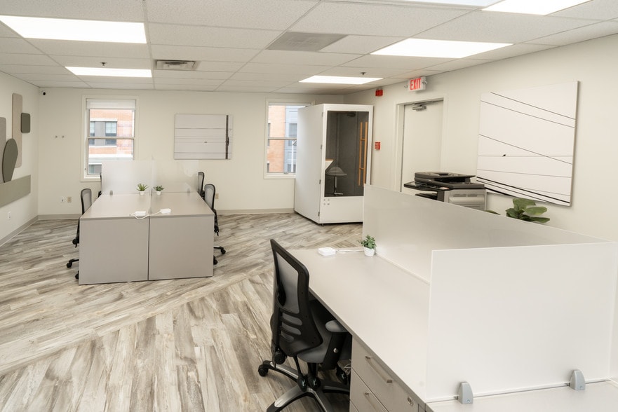 More Photos Of 30 W Park Pl, Morristown Office For Lease
