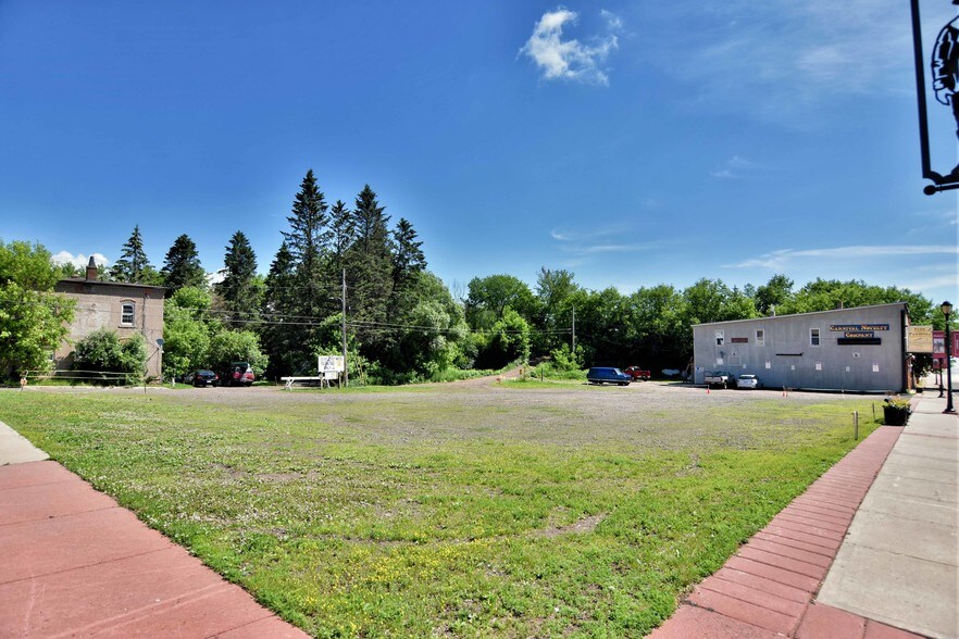 More Photos Of 100 Silver St, Hurley Hotel For Sale