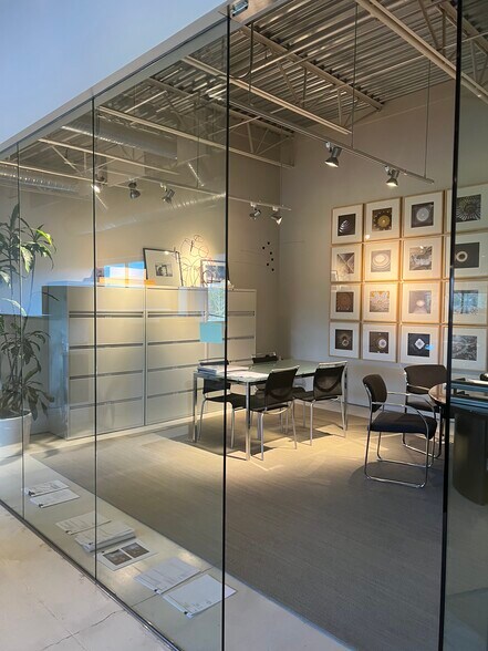 More Photos Of 29110 Inkster Rd, Southfield Office For Lease
