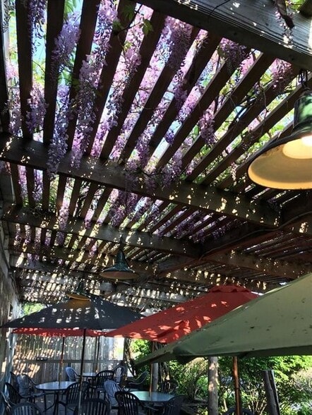 More Photos Of 1305 Abbott Rd, Buffalo Restaurant For Sale