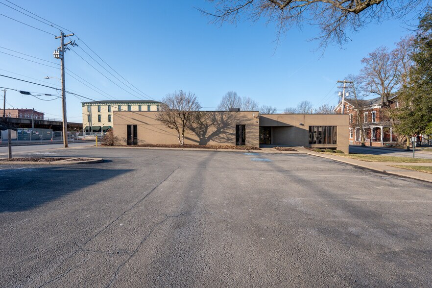 More Photos Of 600 Ligonier St, Latrobe Medical For Sale