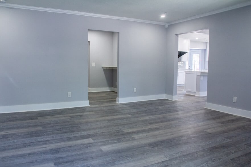 More Photos Of 3901 W Platt St, Tampa Assisted Living For Sale