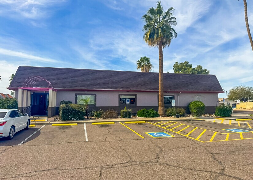 More Photos Of 5161 W Thunderbird Rd, Glendale Restaurant For Sale