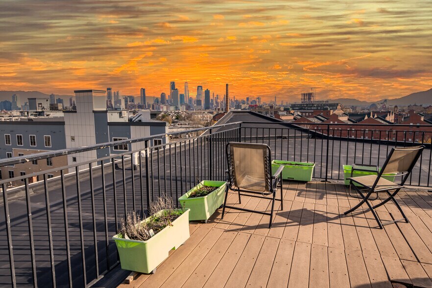 More Photos Of 704 GRAND St, Jersey City Office For Sale