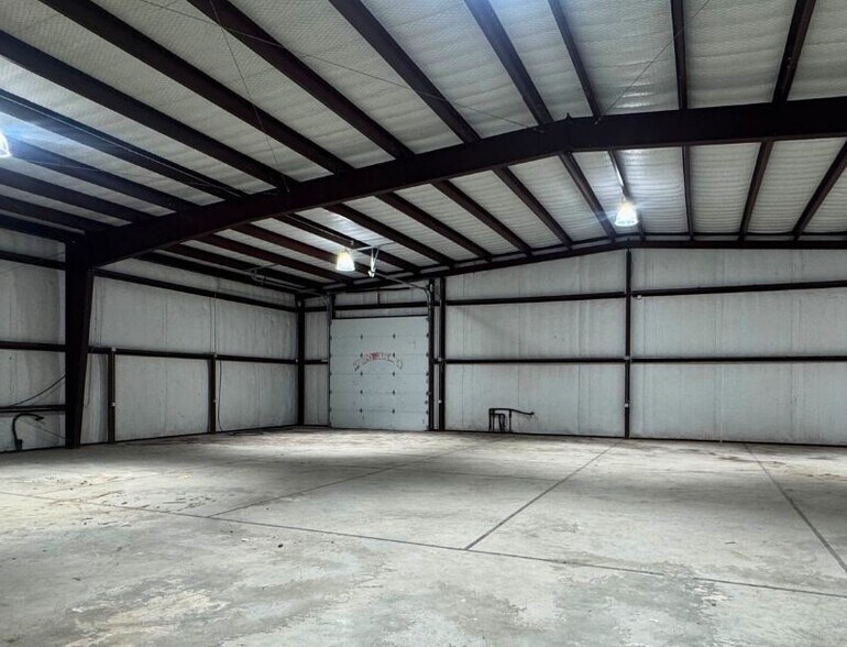 More Photos Of 147 Marino Rd, Bryan Industrial For Lease