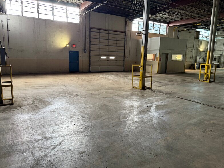 More Photos Of 2636 S Work St, Falconer Manufacturing For Lease
