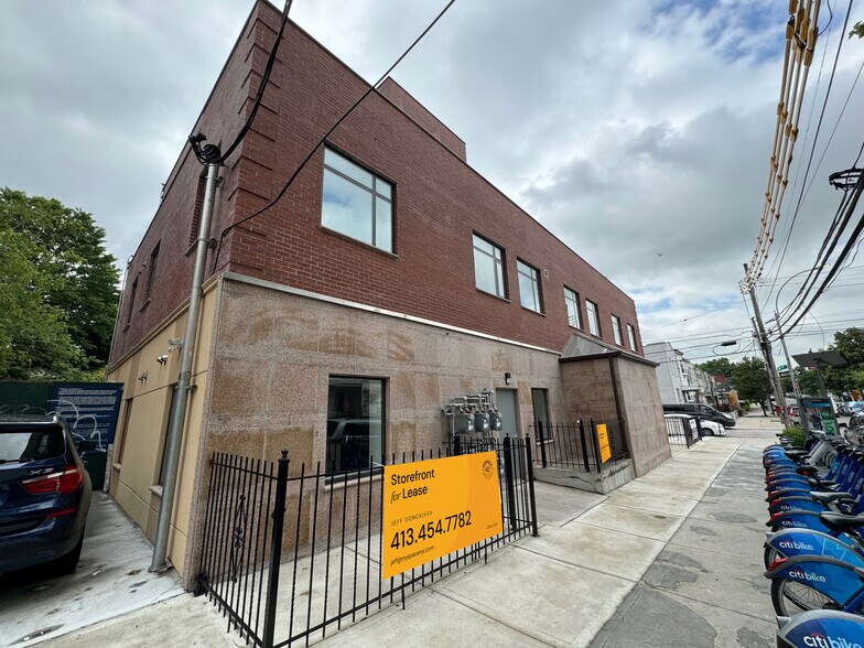 More Photos Of 60-11 60th St, Flushing Specialty For Lease