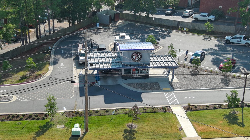 More Photos Of 8023 Cantrell Rd, Little Rock Fast Food For Sale