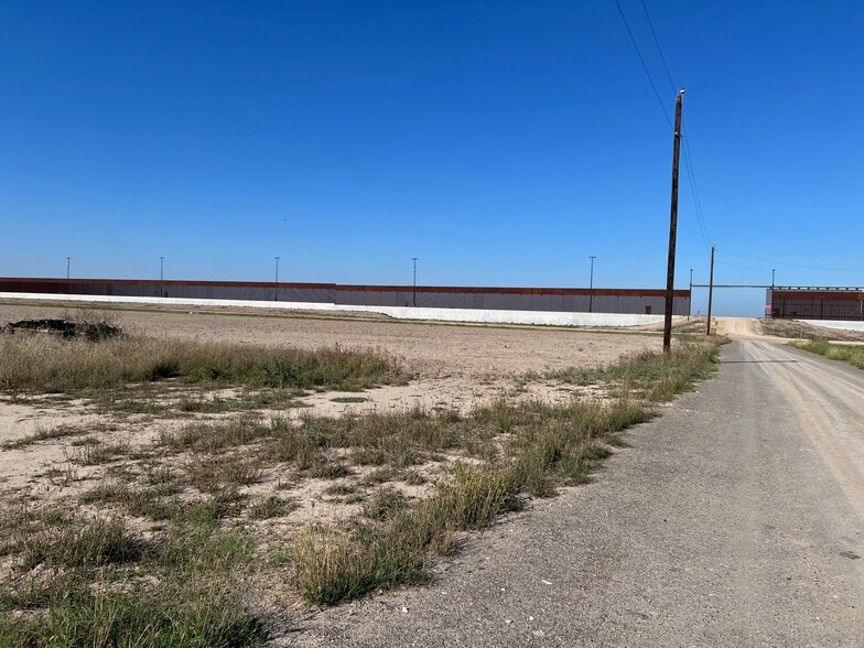 More Photos Of 271.62 Acs on West side of Pharr Intl. Bridge, Pharr Land For Sale
