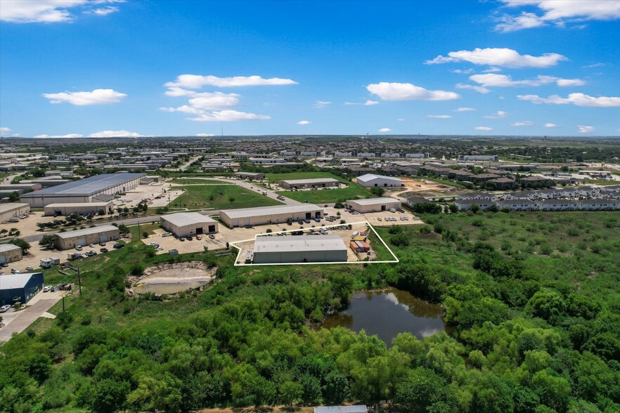 More Photos Of 1481 Robert S Light Blvd, Buda Warehouse For Sale