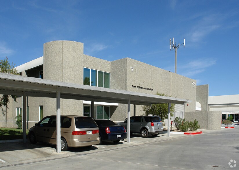 More Photos Of 77530 Enfield Ln, Palm Desert Showroom For Sale