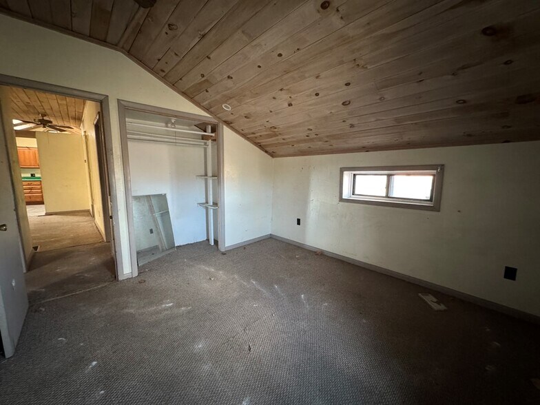 More Photos Of 563 James Monroe Ave, Monroeton Apartments For Sale