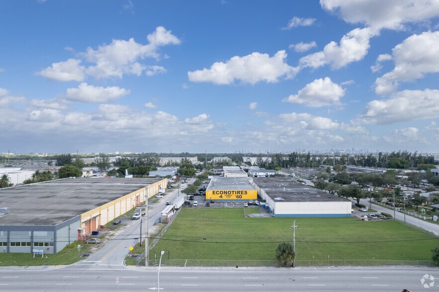 Primary Photo Of 7005-7145 NW 41 St, Miami Warehouse For Lease